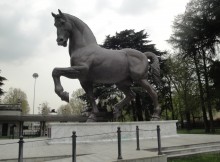 CAVALLO DI LEONARDO IN PIAZZA CITTA’ DI LOMBARDIA ANCHE NEL DOPO EXPO