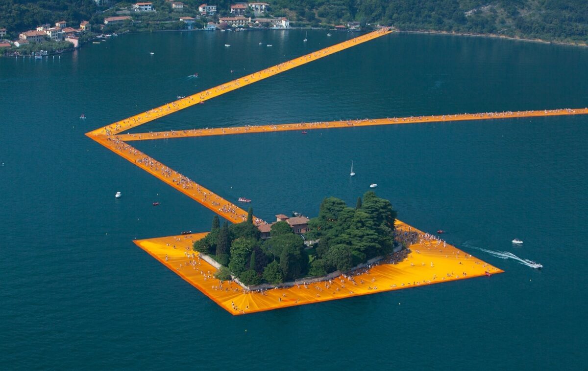 POST ‘FLOATING PIERS’